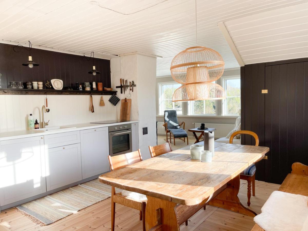 Lovely, Bright Apartment Overlooking Nature Fiskebäckskil Екстериор снимка